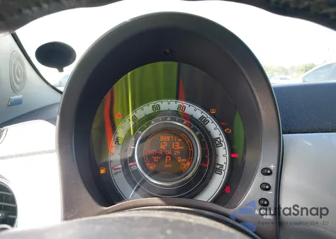 2012 Fiat 500C Lounge z USA, uszkodzony, nr VIN 3C3CFFER3CT201960